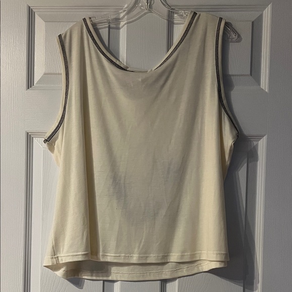 4/$20 Cream Floral Graphic Scoop Neck Tank Top - Picture 5 of 5